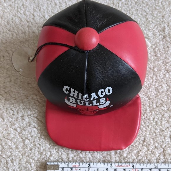 Chicago Bulls toy stuffed hat - Picture 2 of 8